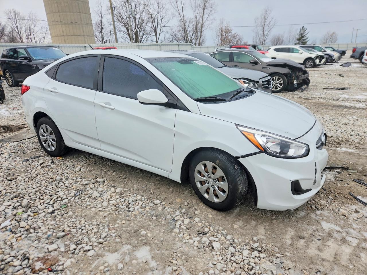 2017 HYUNDAI ACCENT SE photo 7