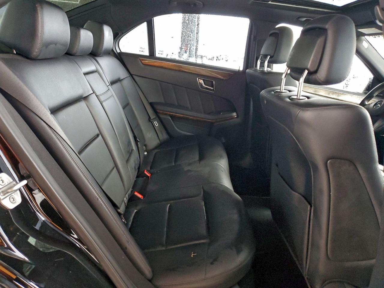 2010 MERCEDES-BENZ E 350 photo 10