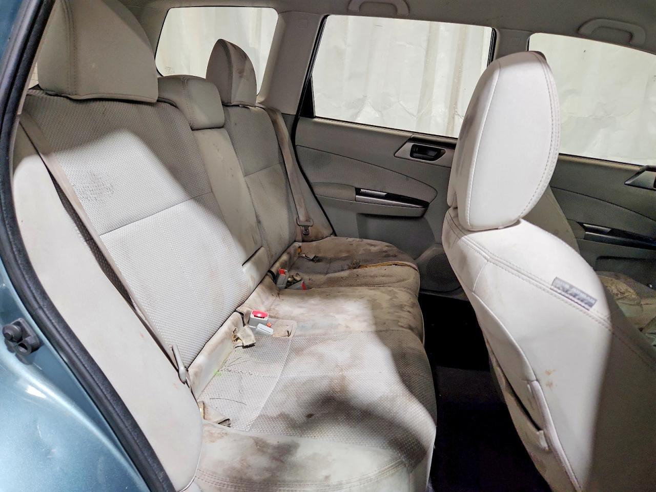 2011 SUBARU FORESTER 2.5X photo 11