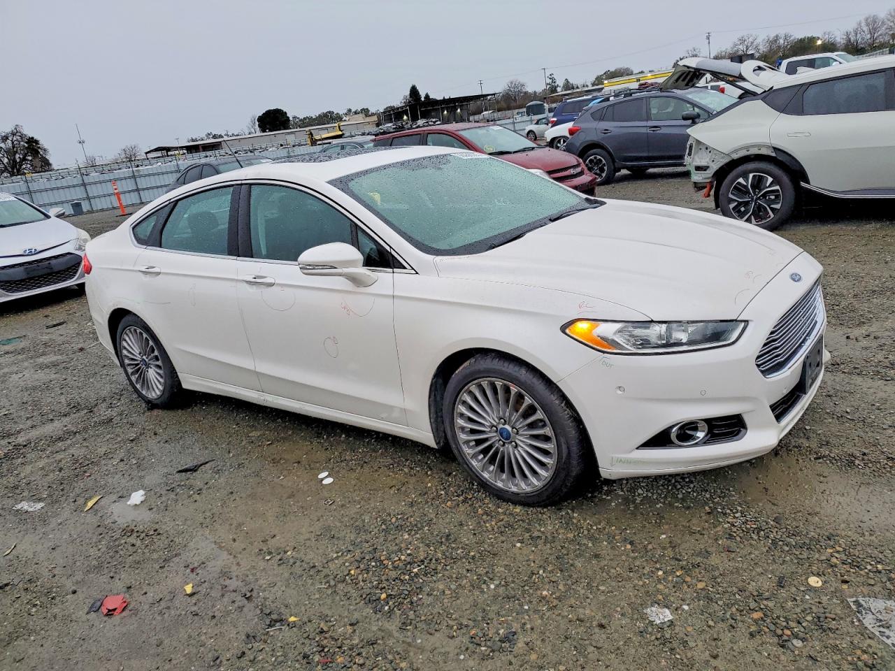 2013 FORD FUSION TITANIUM photo 4