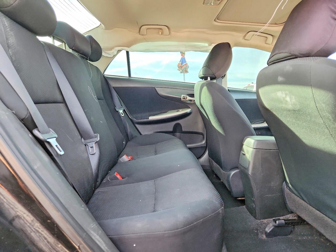 2010 TOYOTA COROLLA BASE photo 10