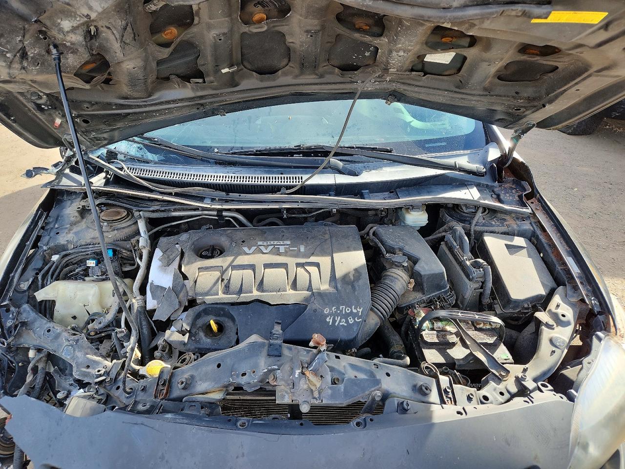 2010 TOYOTA COROLLA BASE photo 11