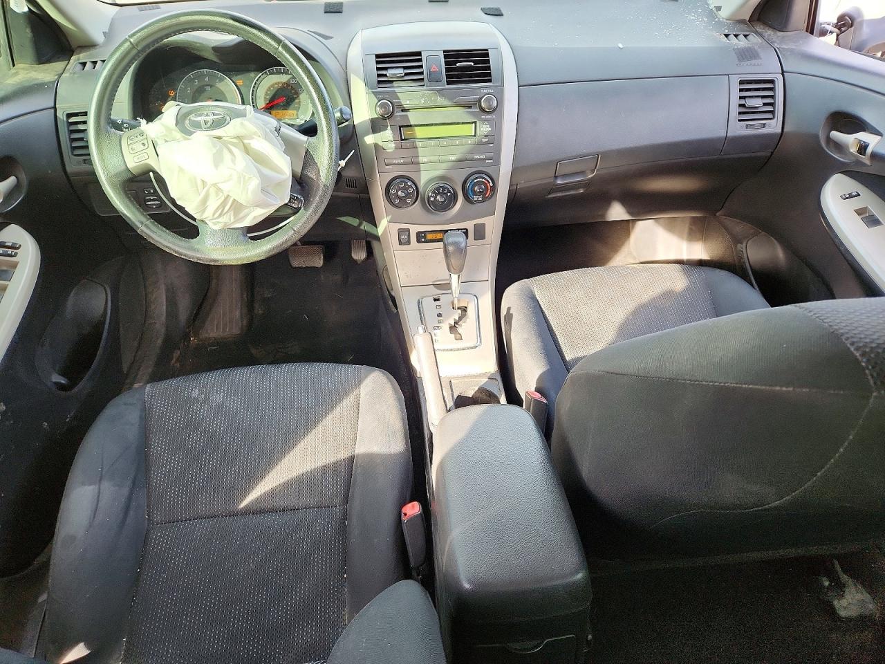 2010 TOYOTA COROLLA BASE photo 8