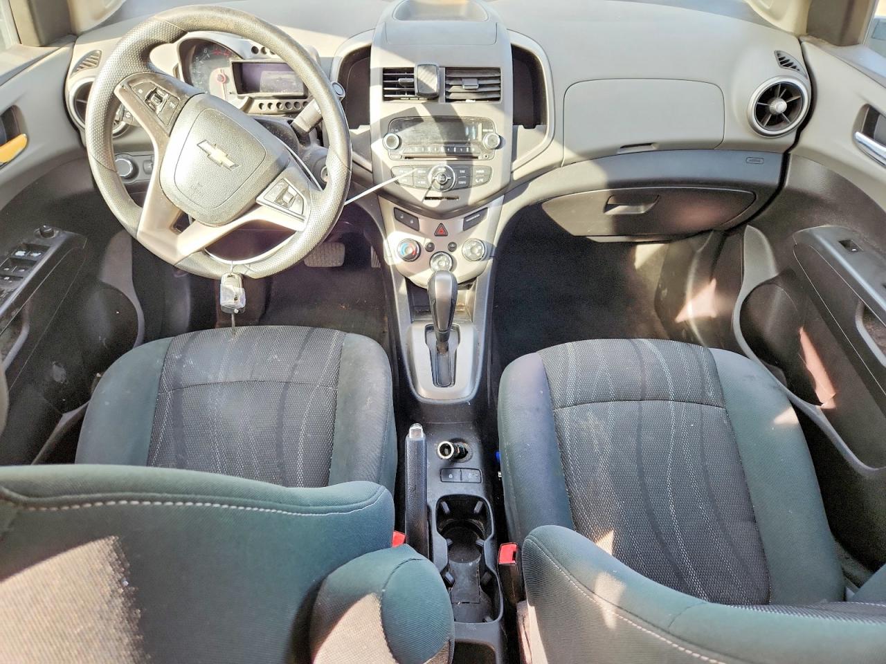 2012 CHEVROLET SONIC LT photo 8