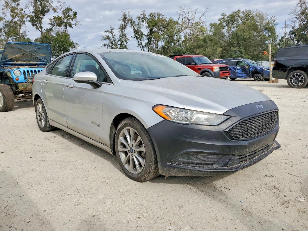 2017 FORD FUSION SE HYBRID photo 4
