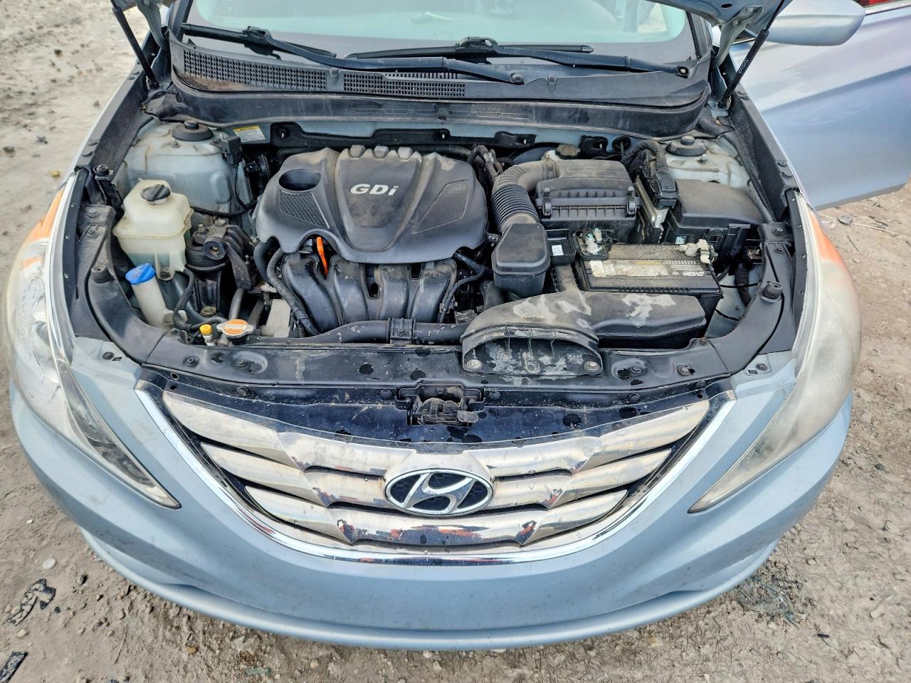 2012 HYUNDAI SONATA SE photo 11