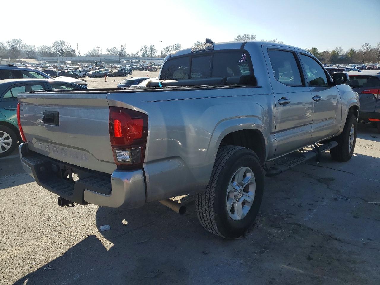 2019 TOYOTA TACOMA DOUBLE CAB photo 3