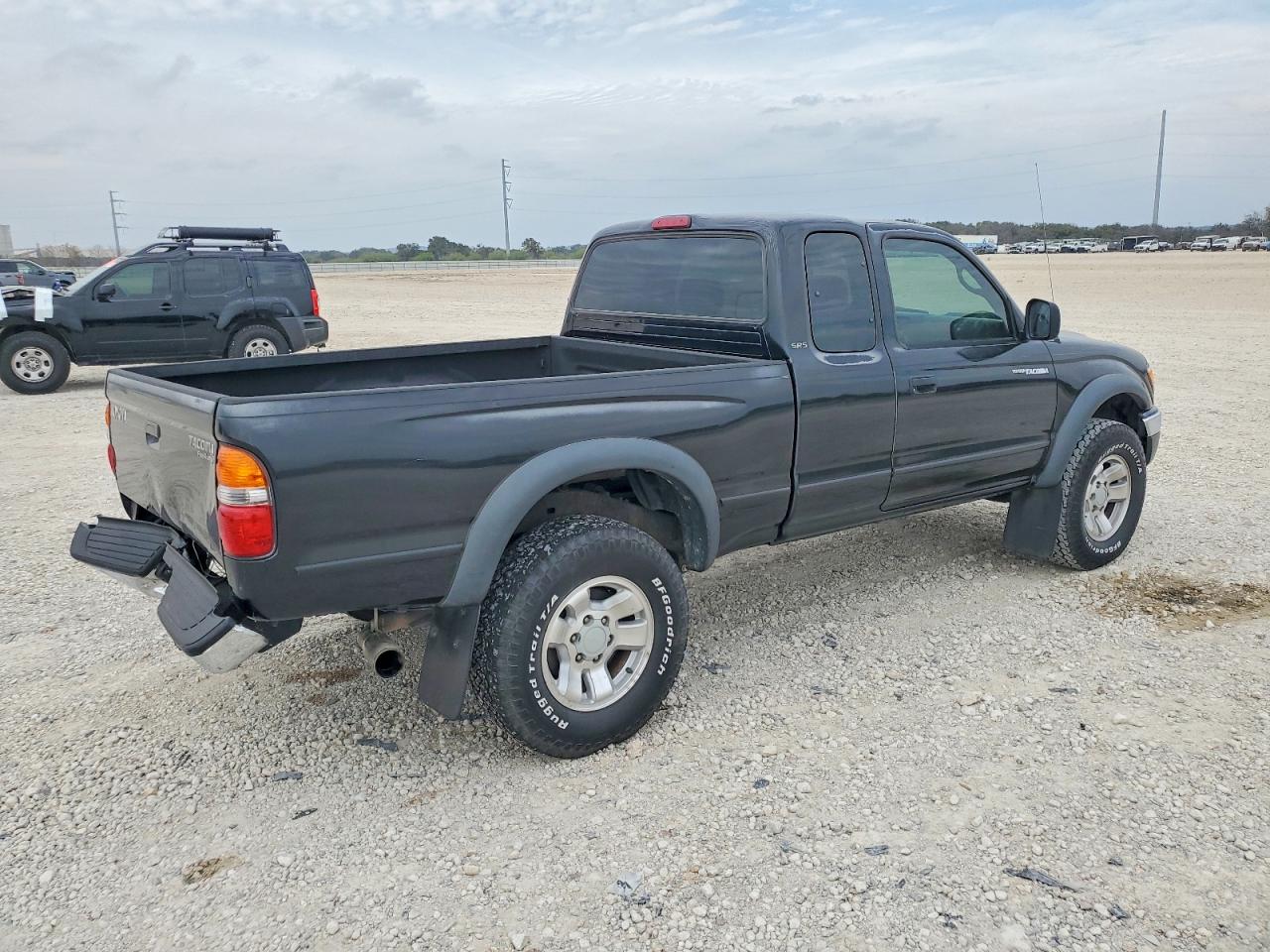 2004 TOYOTA TACOMA XTRACAB PRERUNNER photo 3