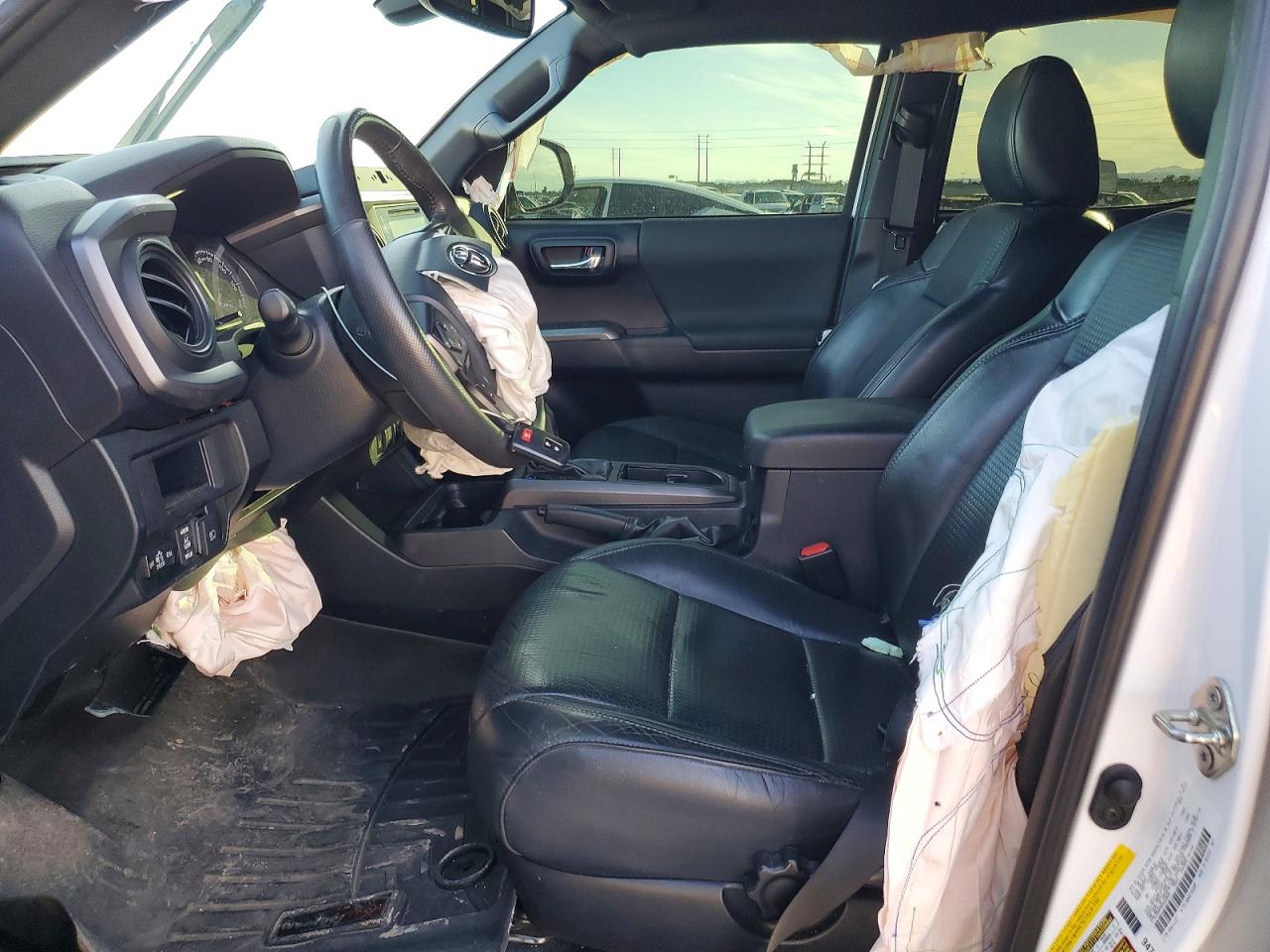 2019 TOYOTA TACOMA DOUBLE CAB photo 13