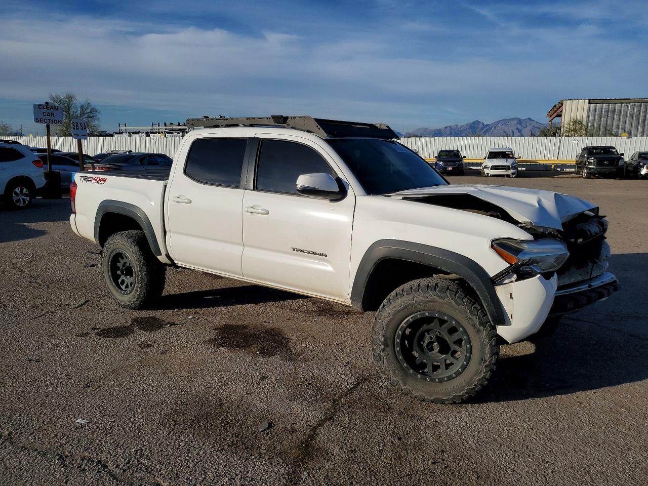 2019 TOYOTA TACOMA DOUBLE CAB photo 7