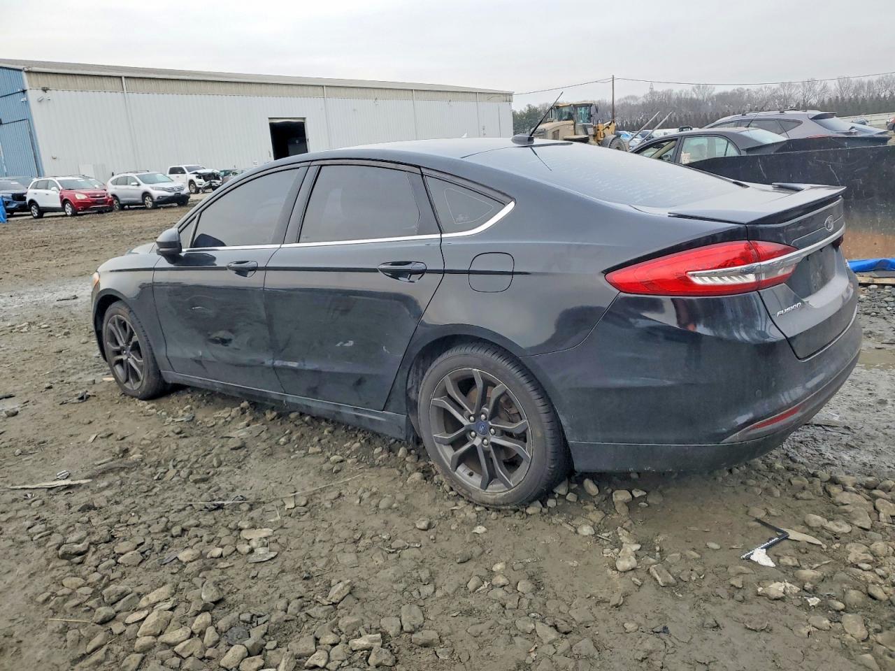 2018 FORD FUSION SE photo 2