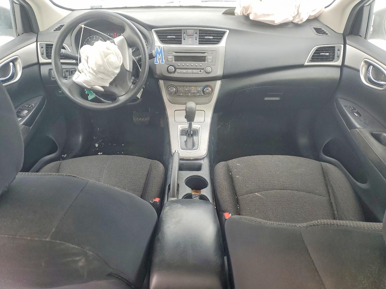 2013 NISSAN SENTRA S photo 15