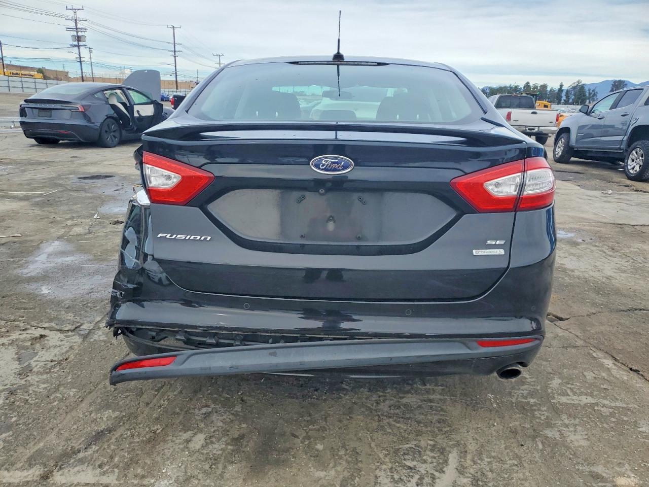2016 FORD FUSION SE photo 6