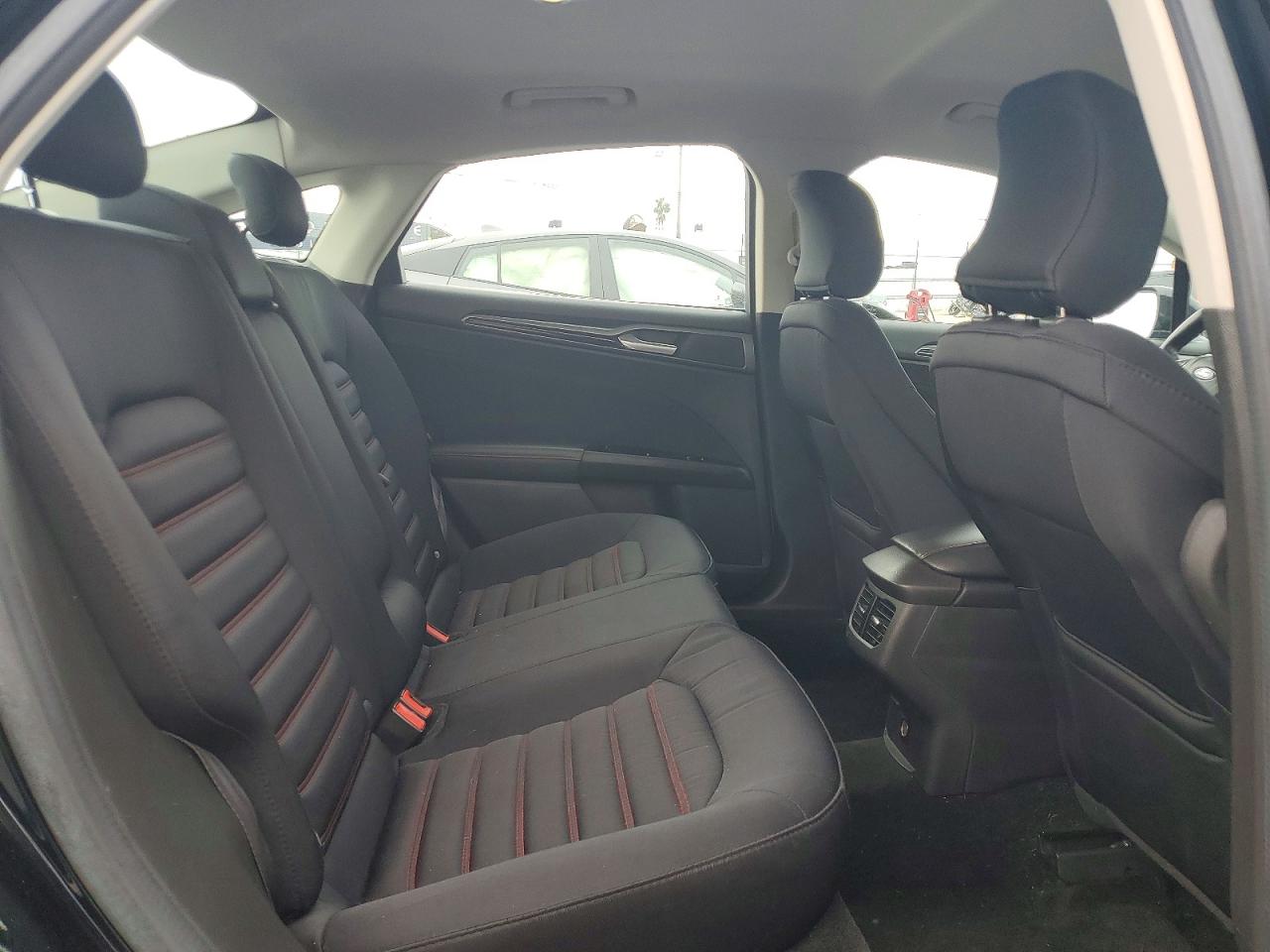 2016 FORD FUSION SE photo 10
