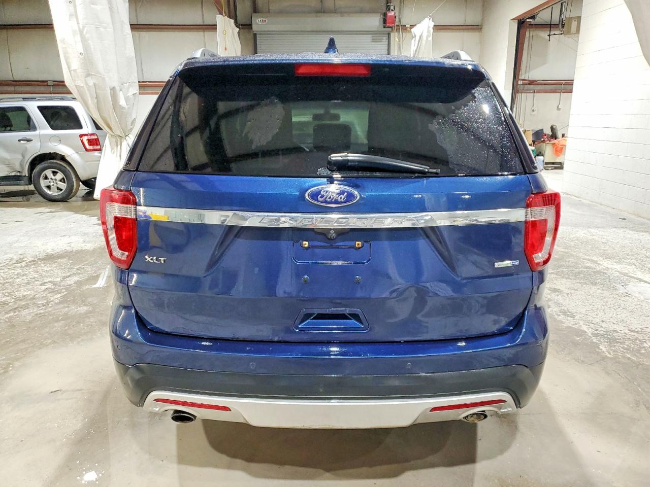 2016 FORD EXPLORER XLT photo 6