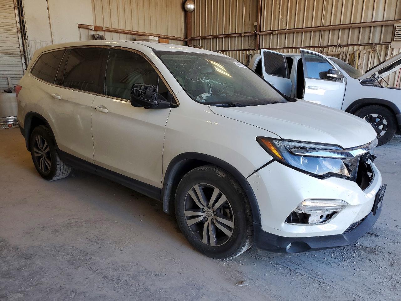 2016 HONDA PILOT EXL photo 4