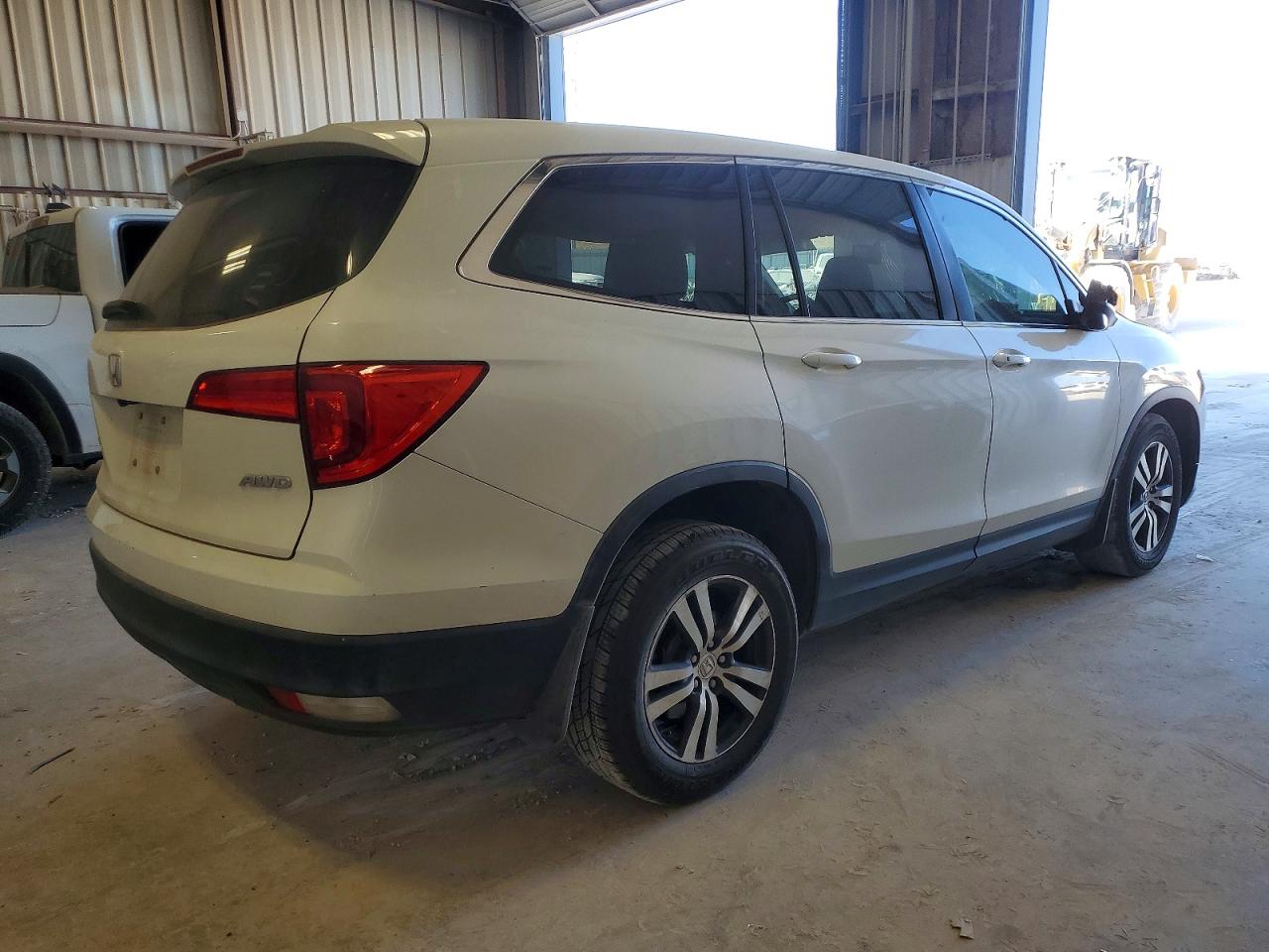 2016 HONDA PILOT EXL photo 3