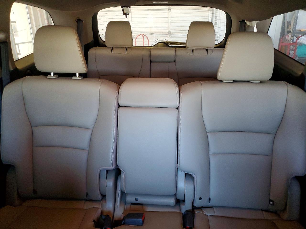 2016 HONDA PILOT EXL photo 10