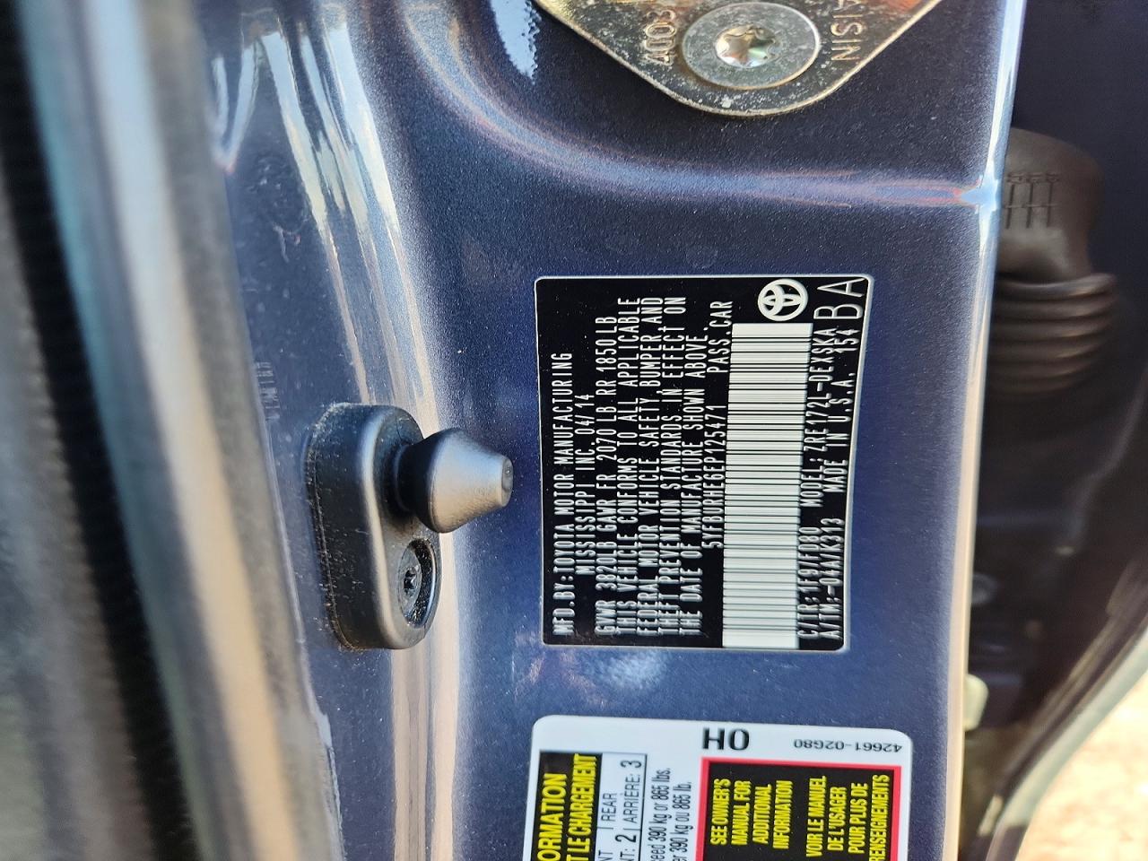 2014 TOYOTA COROLLA L photo 12