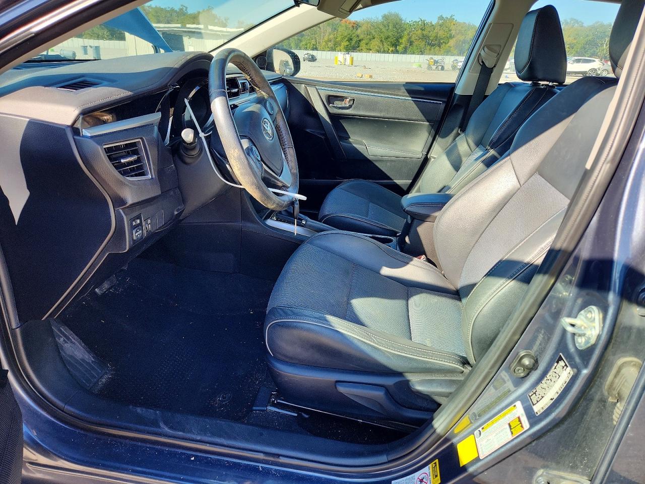 2014 TOYOTA COROLLA L photo 7