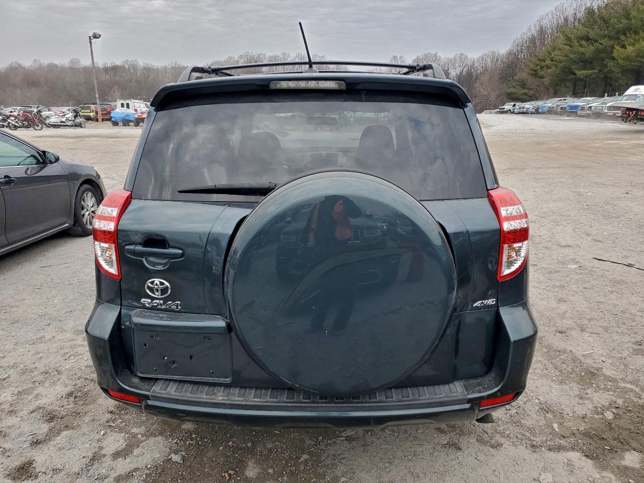 2011 TOYOTA RAV4 photo 6