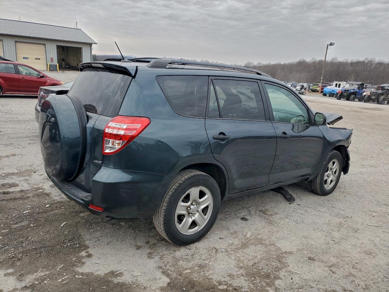 2011 TOYOTA RAV4 photo 3