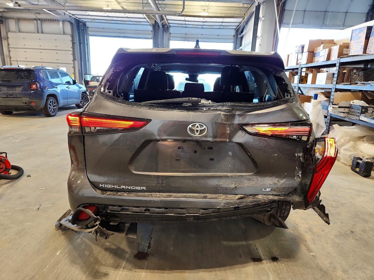 2023 TOYOTA HIGHLANDER L photo 6
