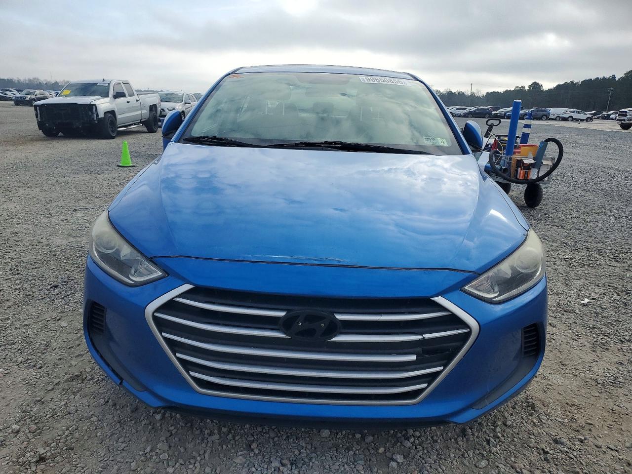 2017 HYUNDAI ELANTRA SE photo 5