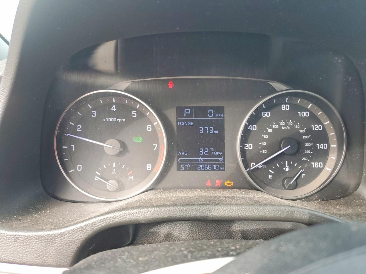 2017 HYUNDAI ELANTRA SE photo 9