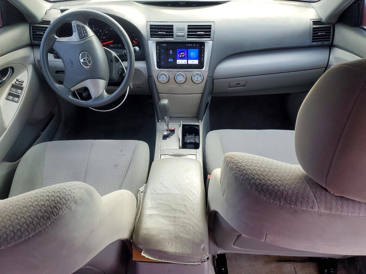 2010 TOYOTA CAMRY BASE photo 8
