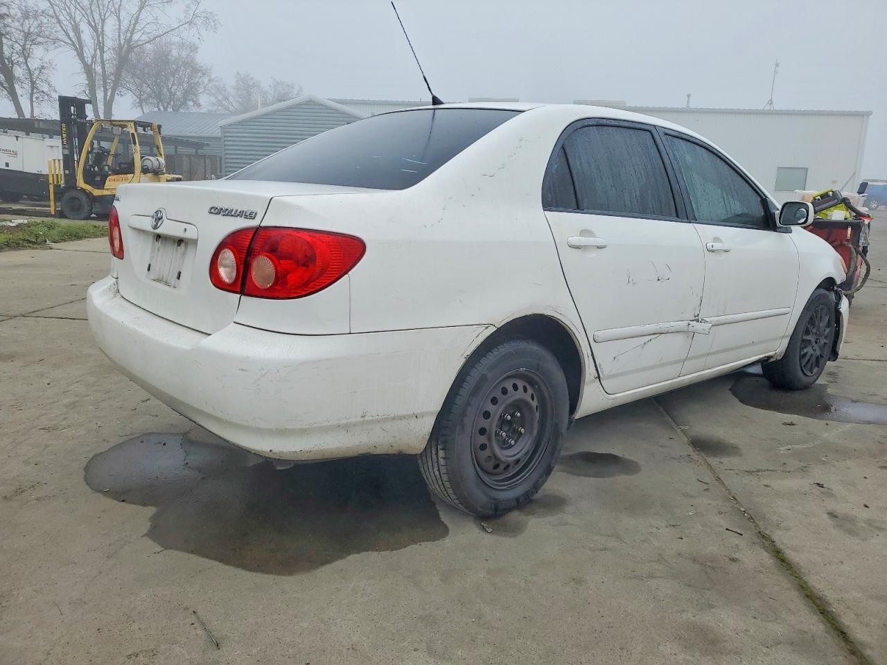 2006 TOYOTA COROLLA photo 3