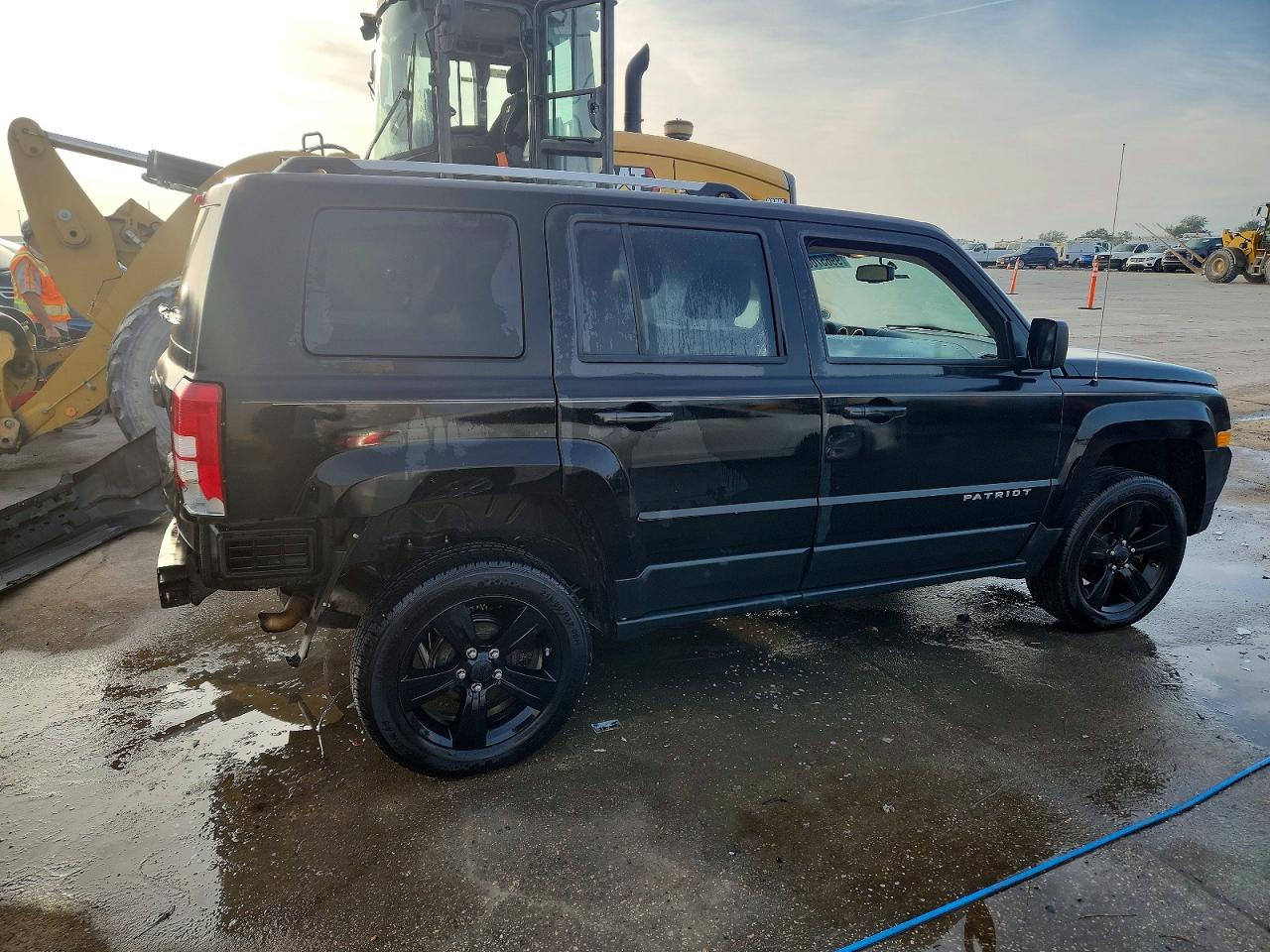 2012 JEEP PATRIOT LATITUDE photo 3