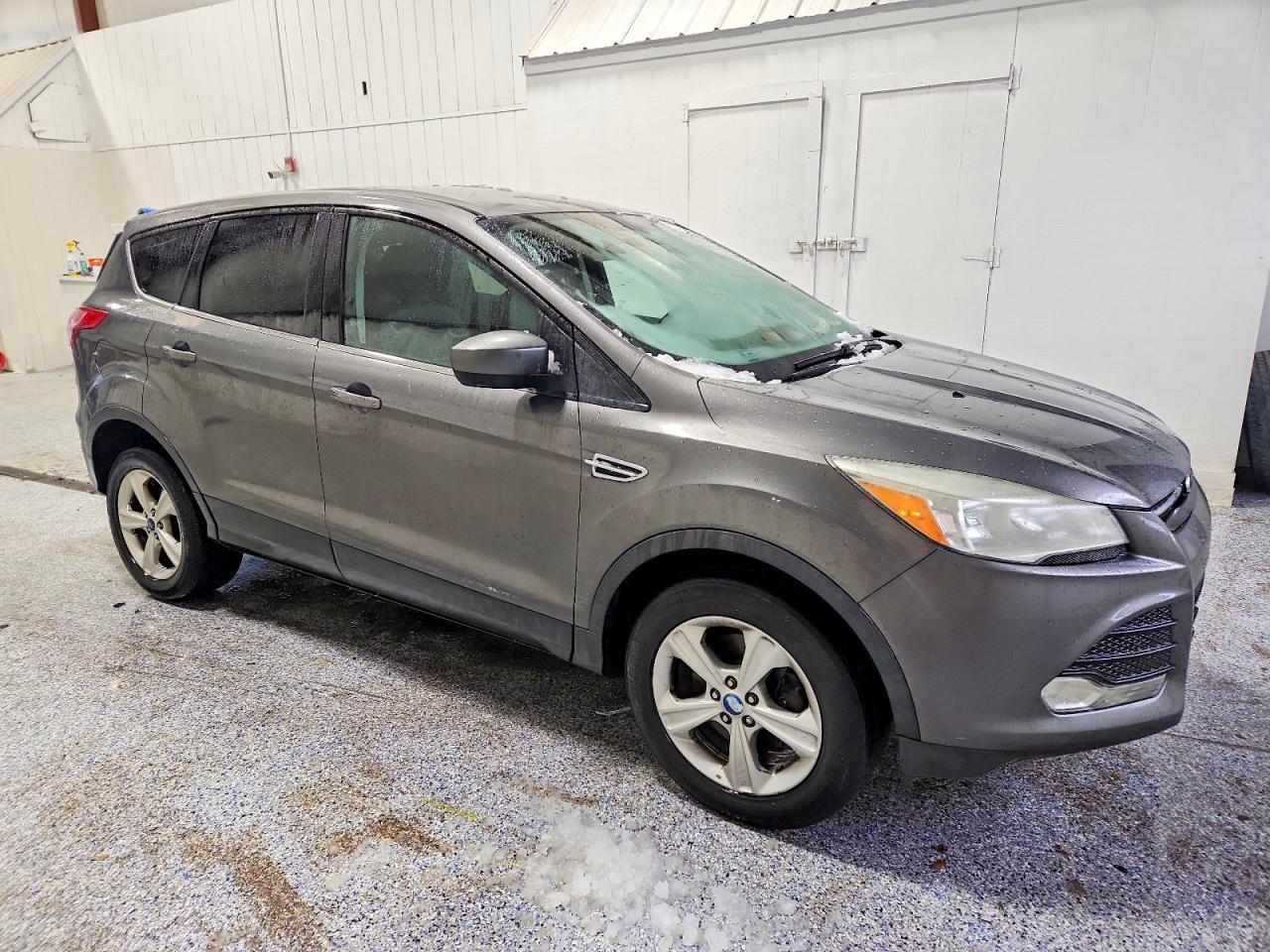 2013 FORD ESCAPE SE photo 4
