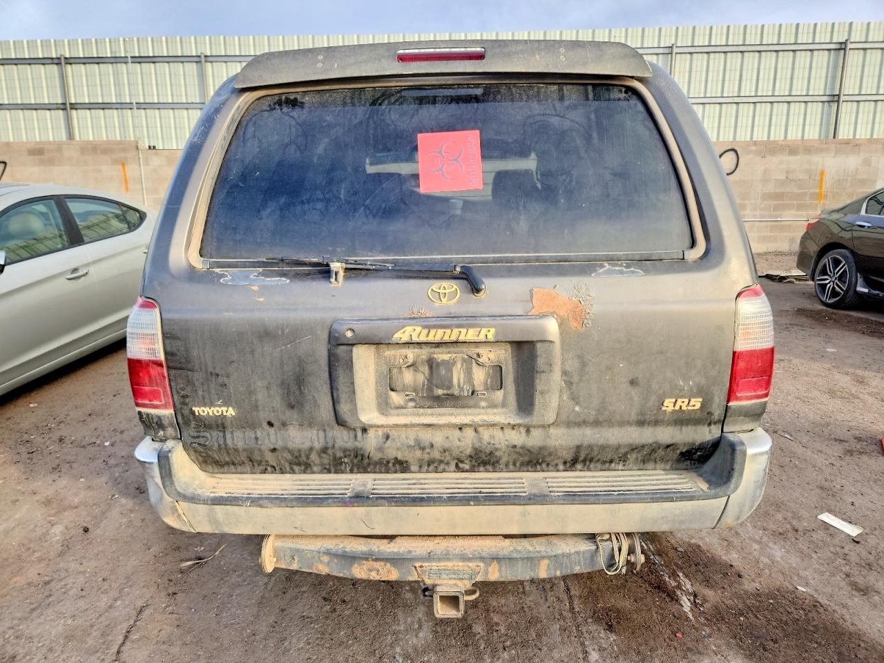 1997 TOYOTA 4RUNNER SR5 photo 6