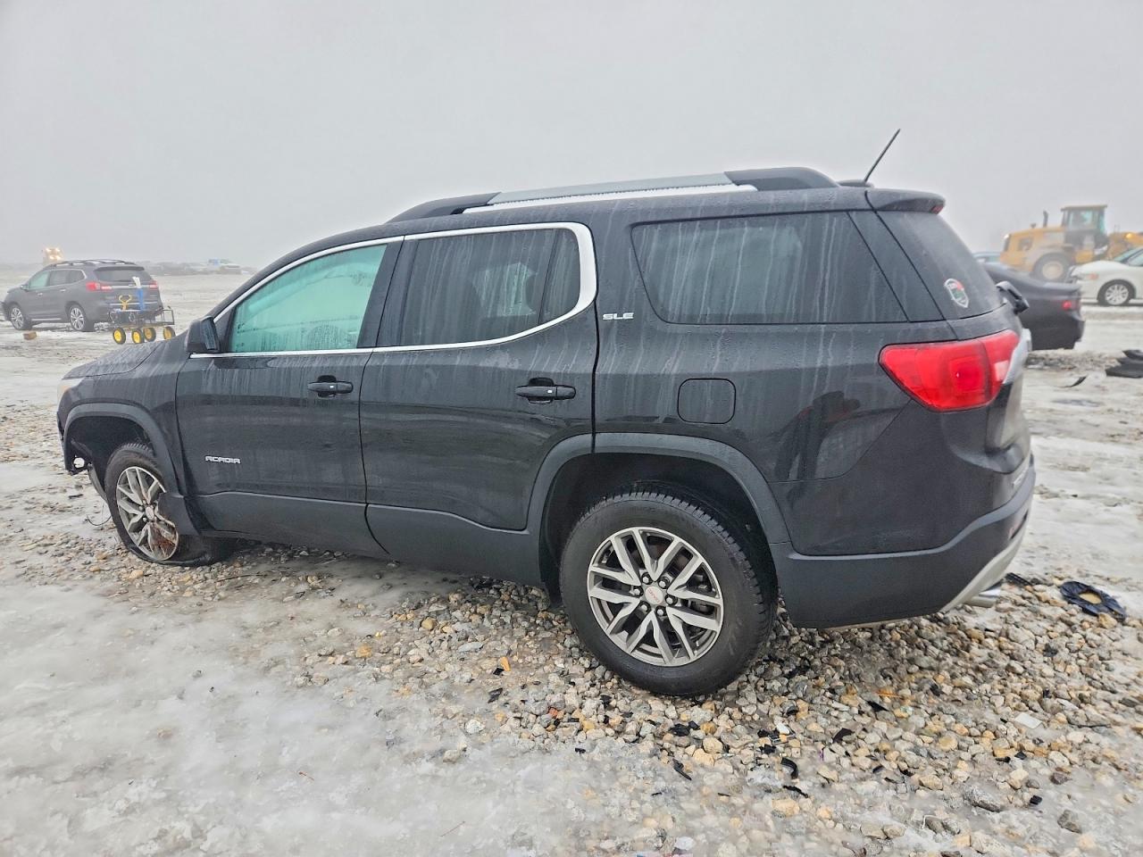 2019 GMC ACADIA SLE photo 2