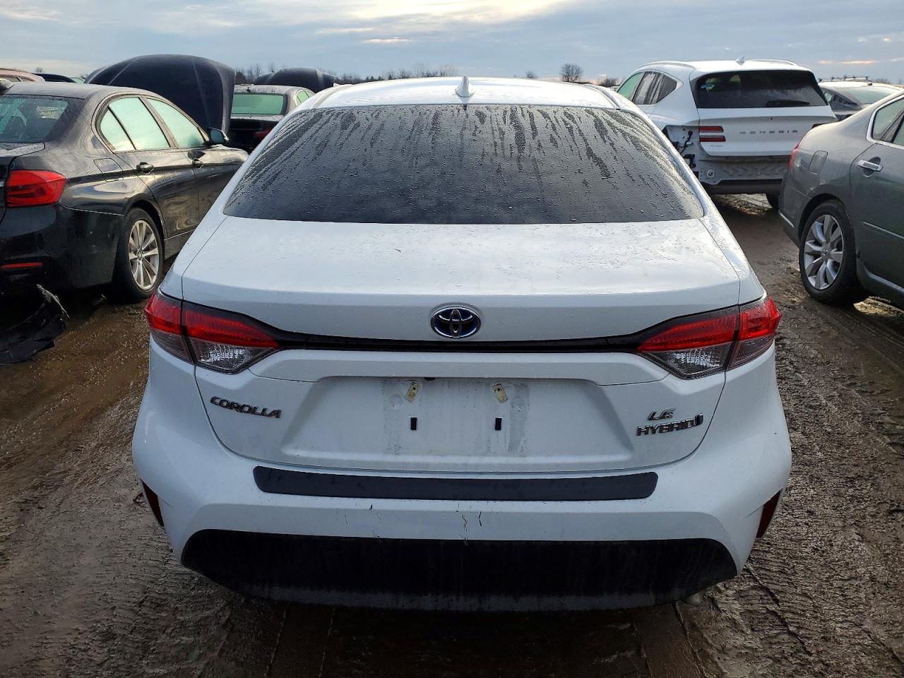 2023 TOYOTA COROLLA LE photo 6