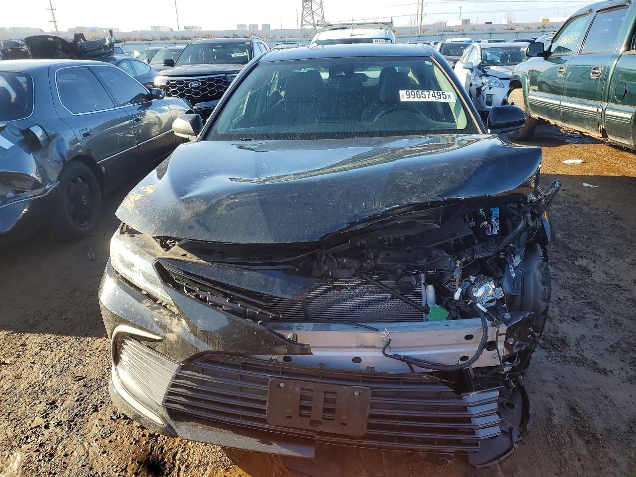 2022 TOYOTA CAMRY LE photo 5