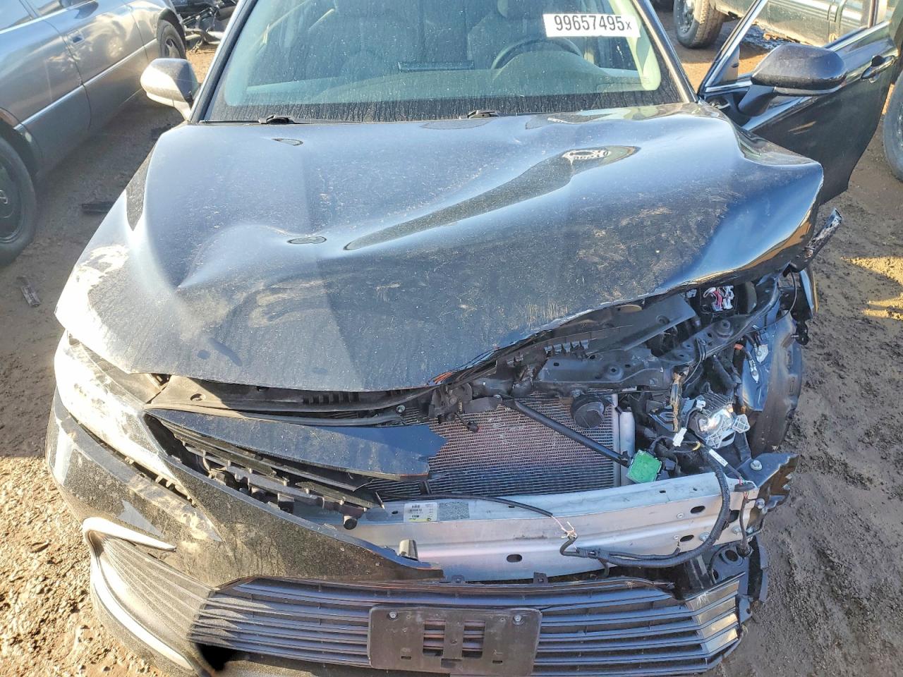 2022 TOYOTA CAMRY LE photo 11
