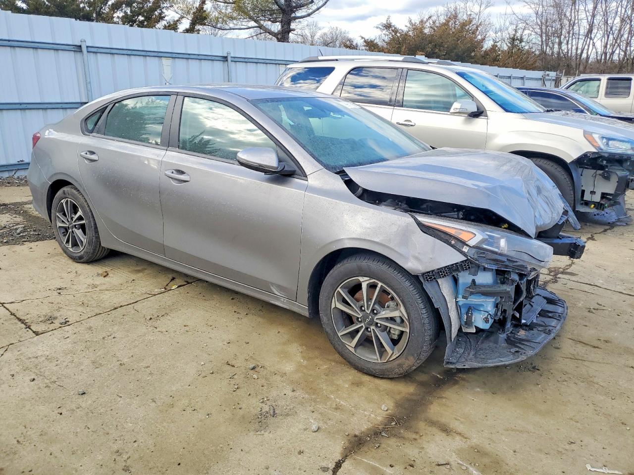 2024 KIA FORTE LX photo 4