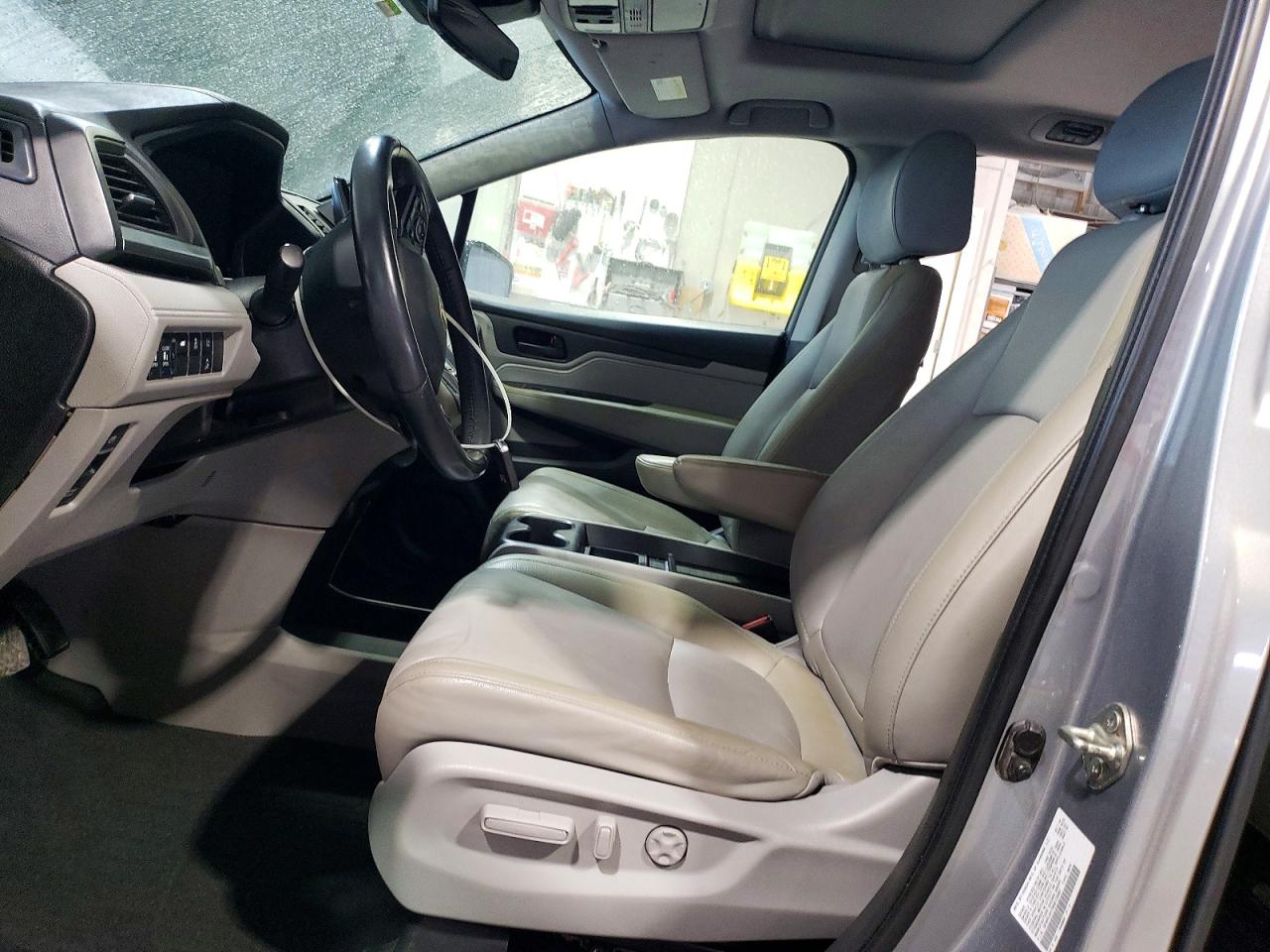 2019 HONDA ODYSSEY EXL photo 7