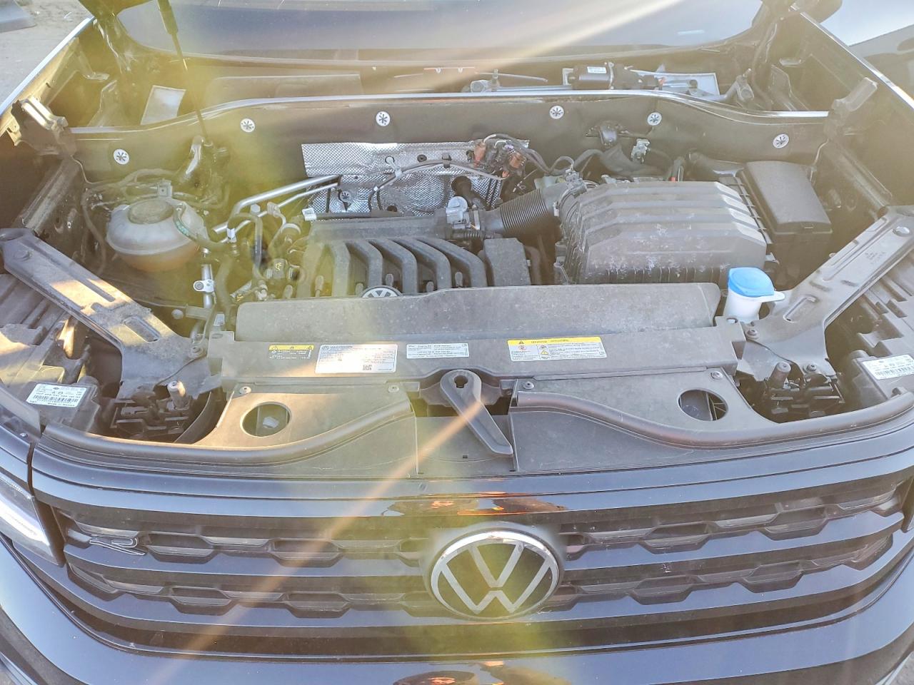 2023 VOLKSWAGEN ATLAS SEL R-LINE photo 23