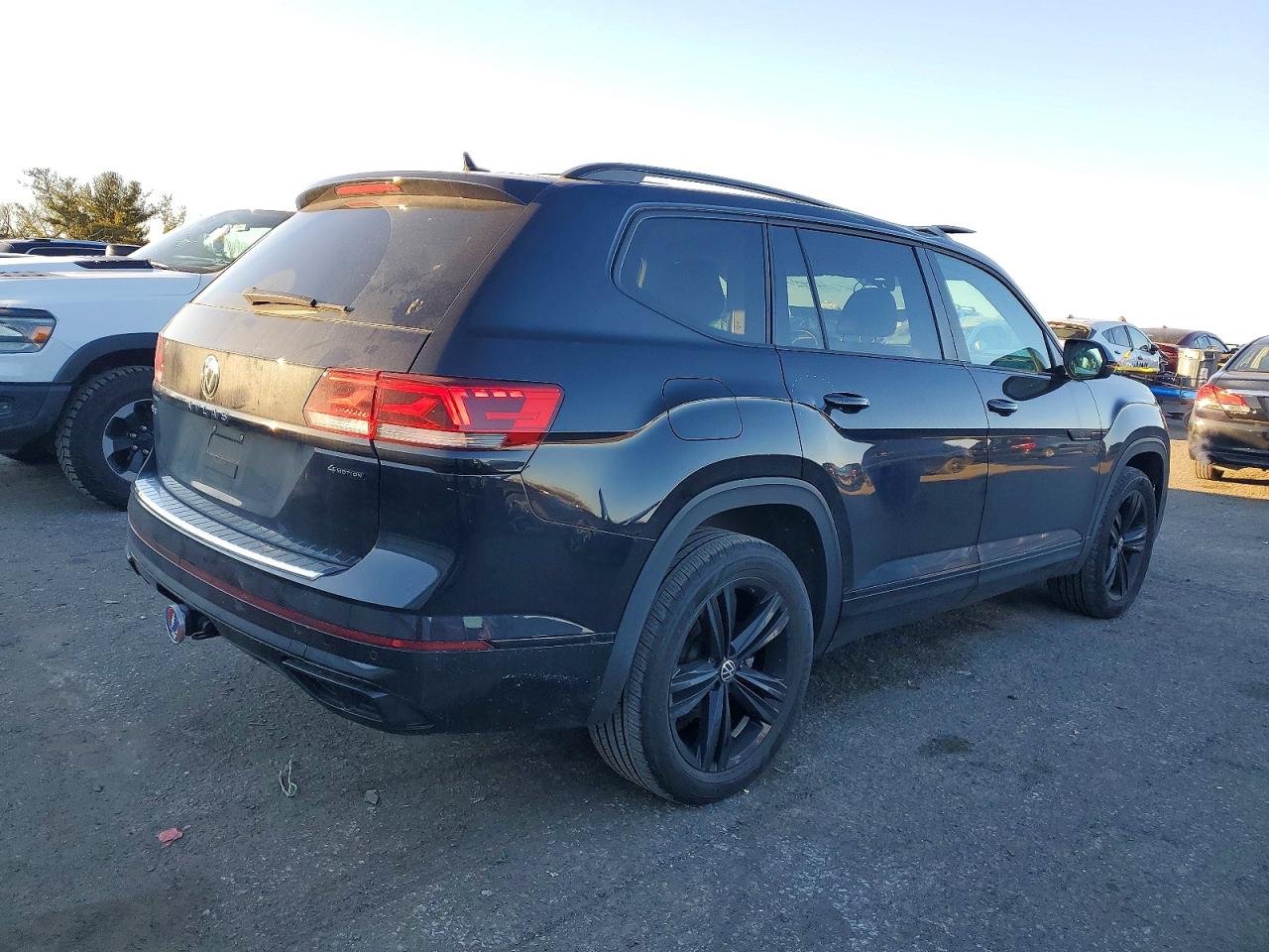 2023 VOLKSWAGEN ATLAS SEL R-LINE photo 5
