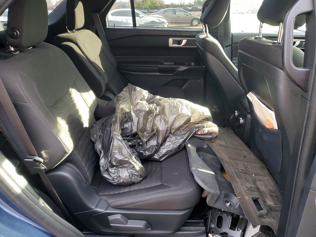 2020 FORD EXPLORER XLT photo 11