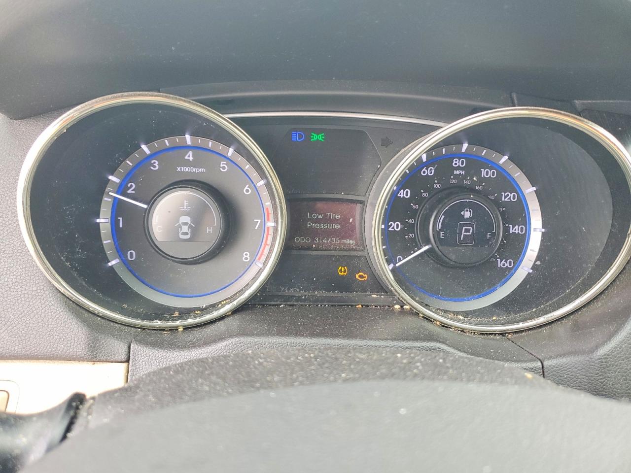 2011 HYUNDAI SONATA SE photo 9