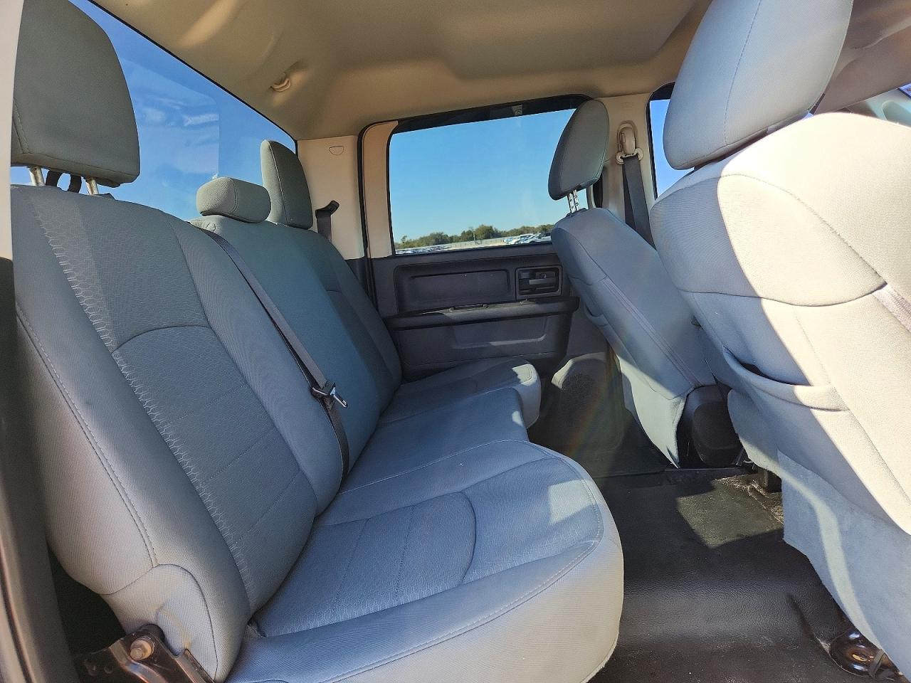 2018 RAM 1500 ST photo 10