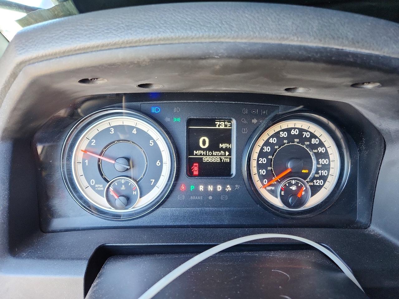 2018 RAM 1500 ST photo 9