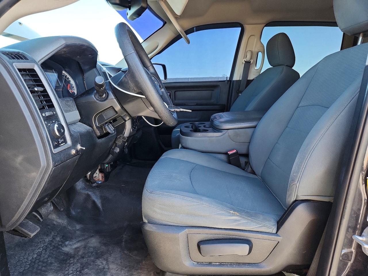 2018 RAM 1500 ST photo 7