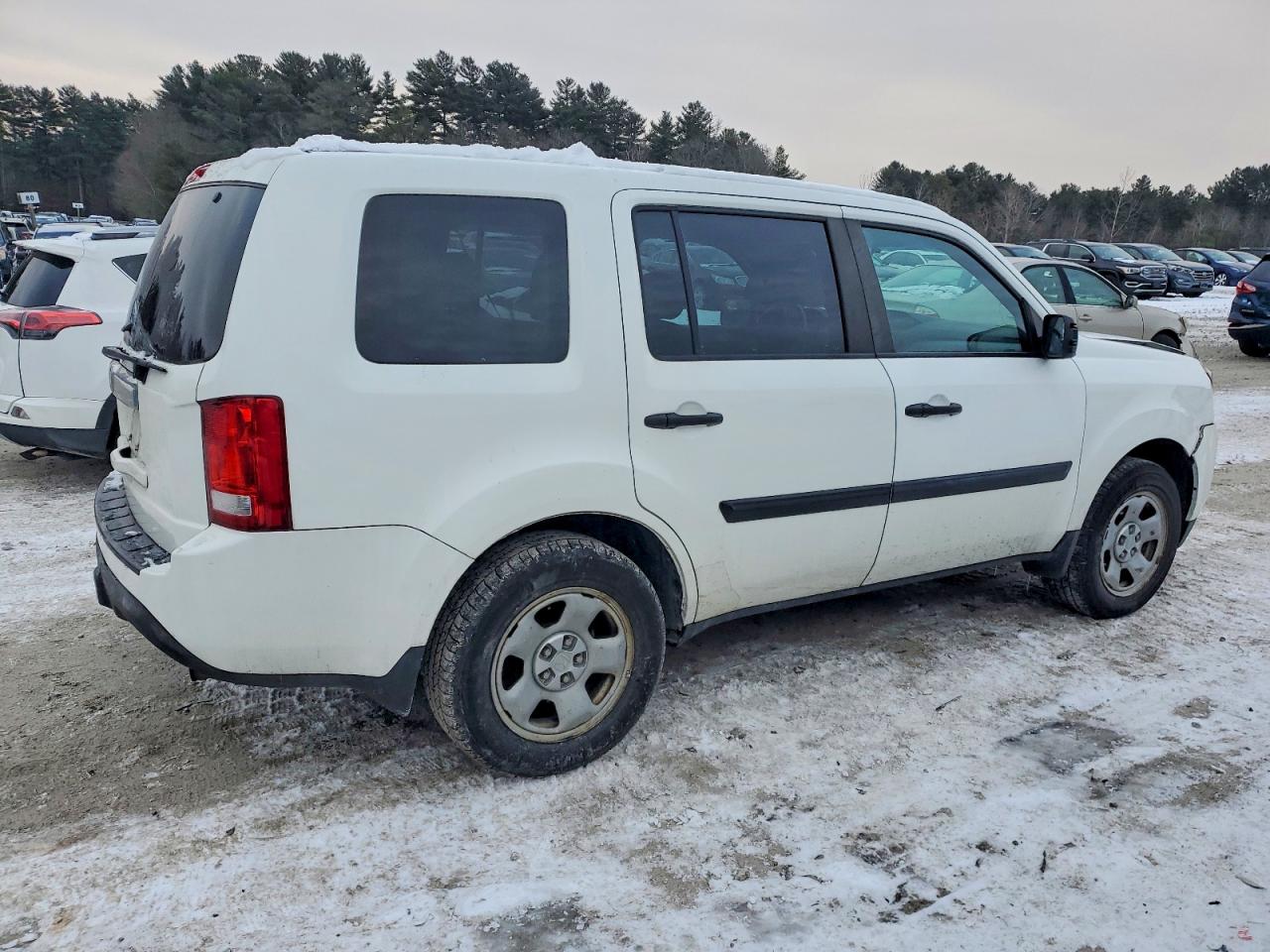 2015 HONDA PILOT LX photo 3