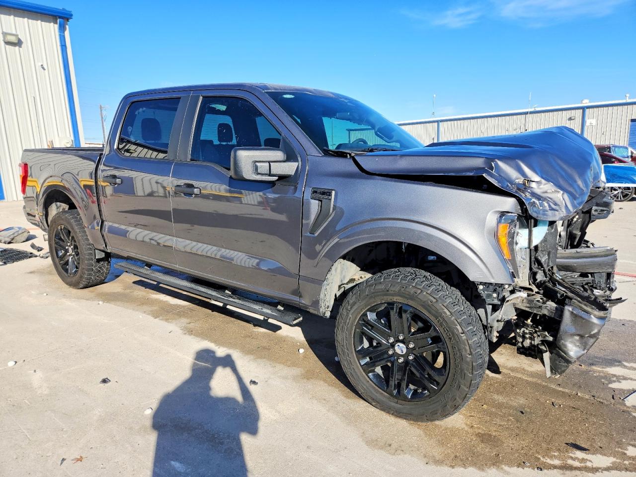 2023 FORD F150 SUPERCREW photo 4