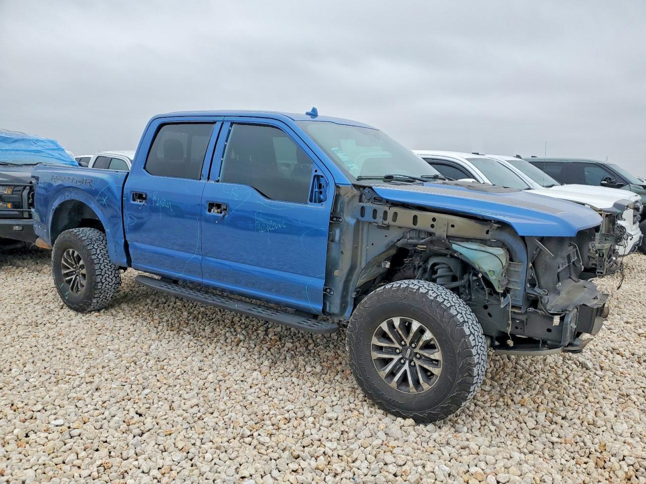 2019 FORD F150 RAPTOR photo 4